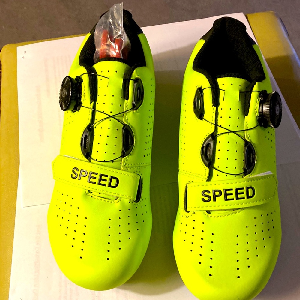 Speed cycling shoes Size 39 lime green